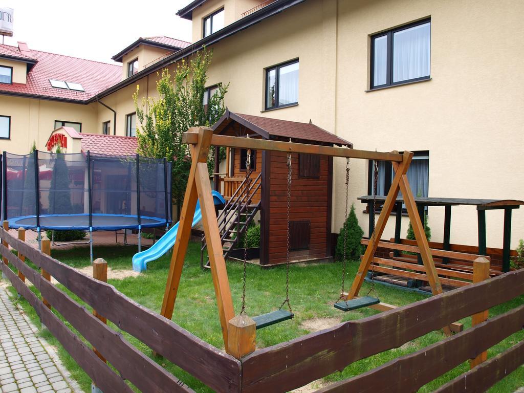 Zajazd Pod Borem Głogów Małopolski Exteriér fotografie
